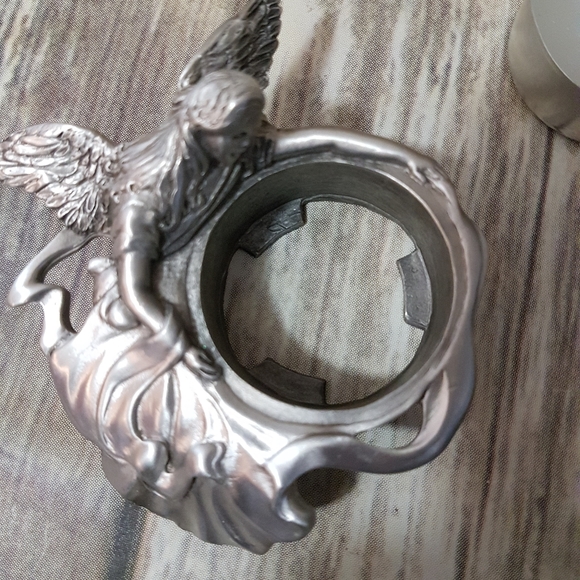 Seagull Pewter 1997 Angel tealight - Picture 3 of 6